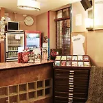 Aloha Hostel Eiffel Tower By Hiphophostels